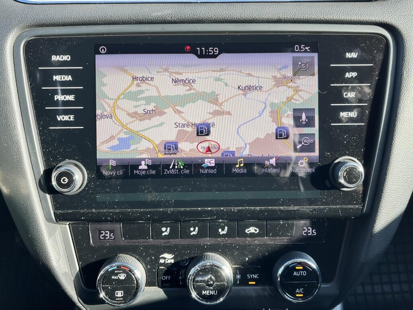 O119V06998_27.webp_OCTAVIA Ambition 1.6 TDI 85 kW automat