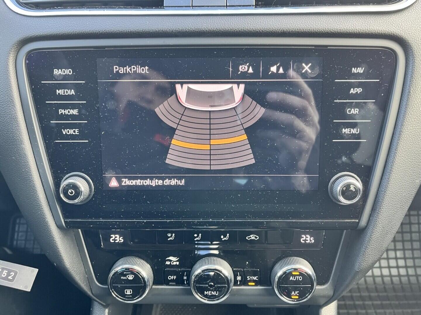 O119V06998_29.webp_OCTAVIA Ambition 1.6 TDI 85 kW automat