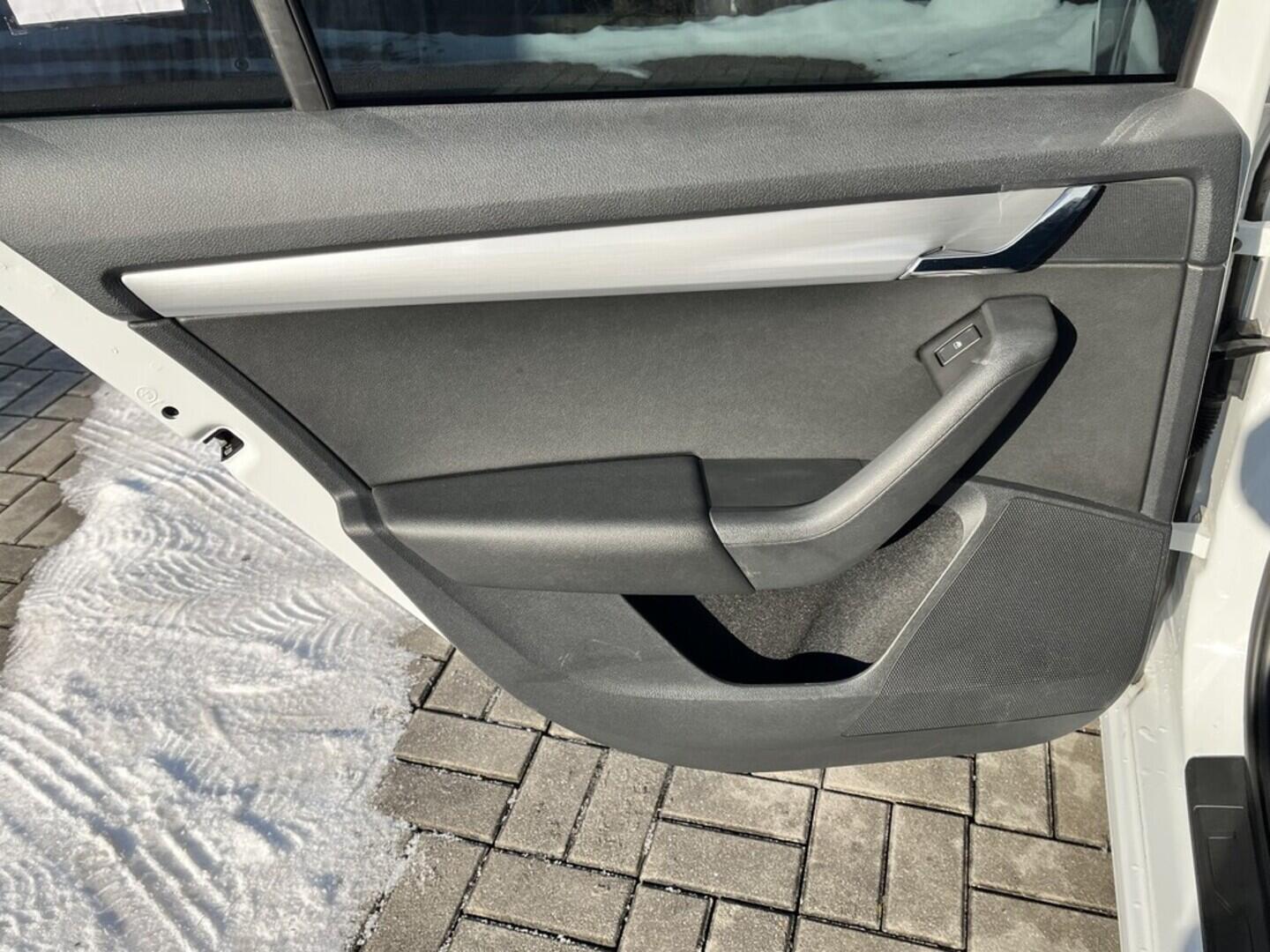 O119V06998_31.webp_OCTAVIA Ambition 1.6 TDI 85 kW automat