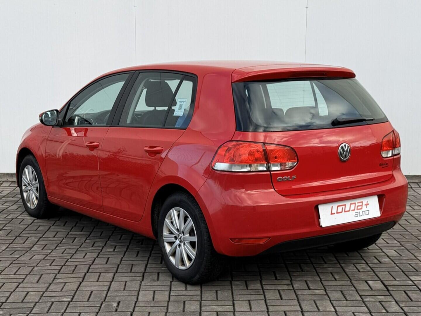O119V06999_15.webp_GOLF Trendline 1.2 TSI 63 kW manuál