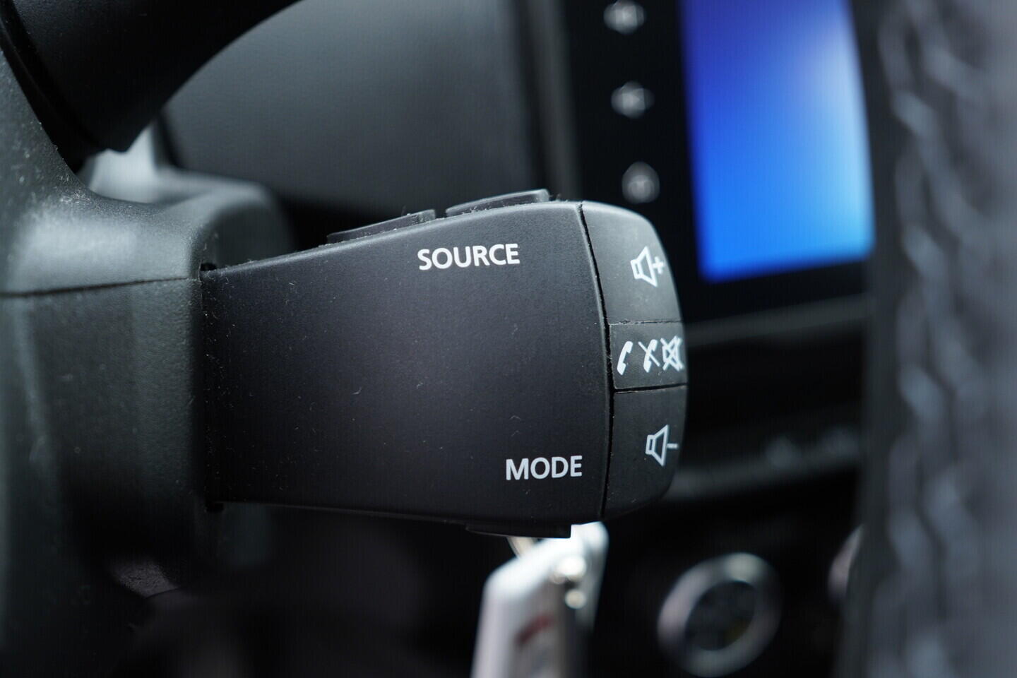 O119V07009_25.webp_DUSTER  1.0 TCe 67 kW manuál