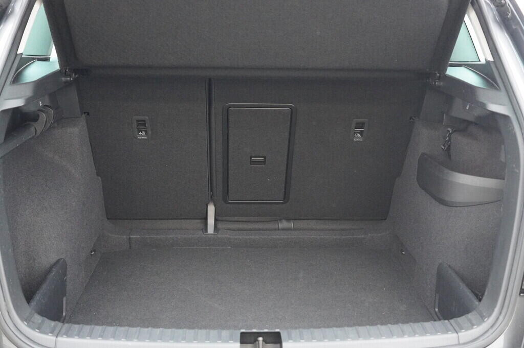 O119V07014_35.webp_KAROQ Style 1.5 TSI 110 kW automat, DPH