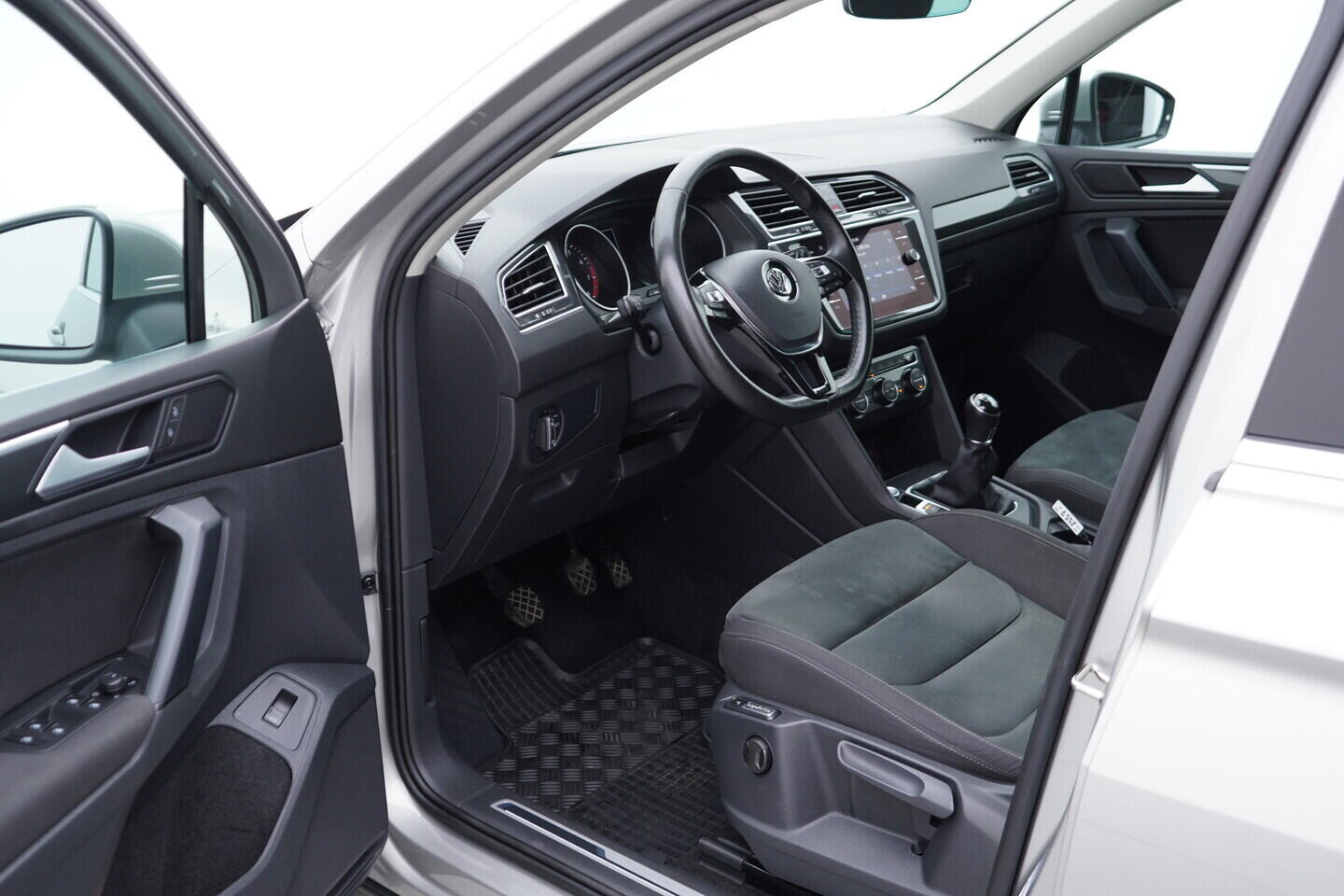 O119V07015_18.webp_TIGUAN  1.5 TSI 110 kW manuál