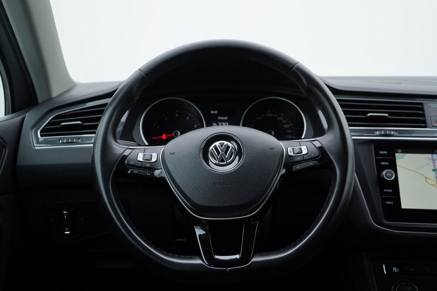 O119V07015_35.webp_TIGUAN  1.5 TSI 110 kW manuál