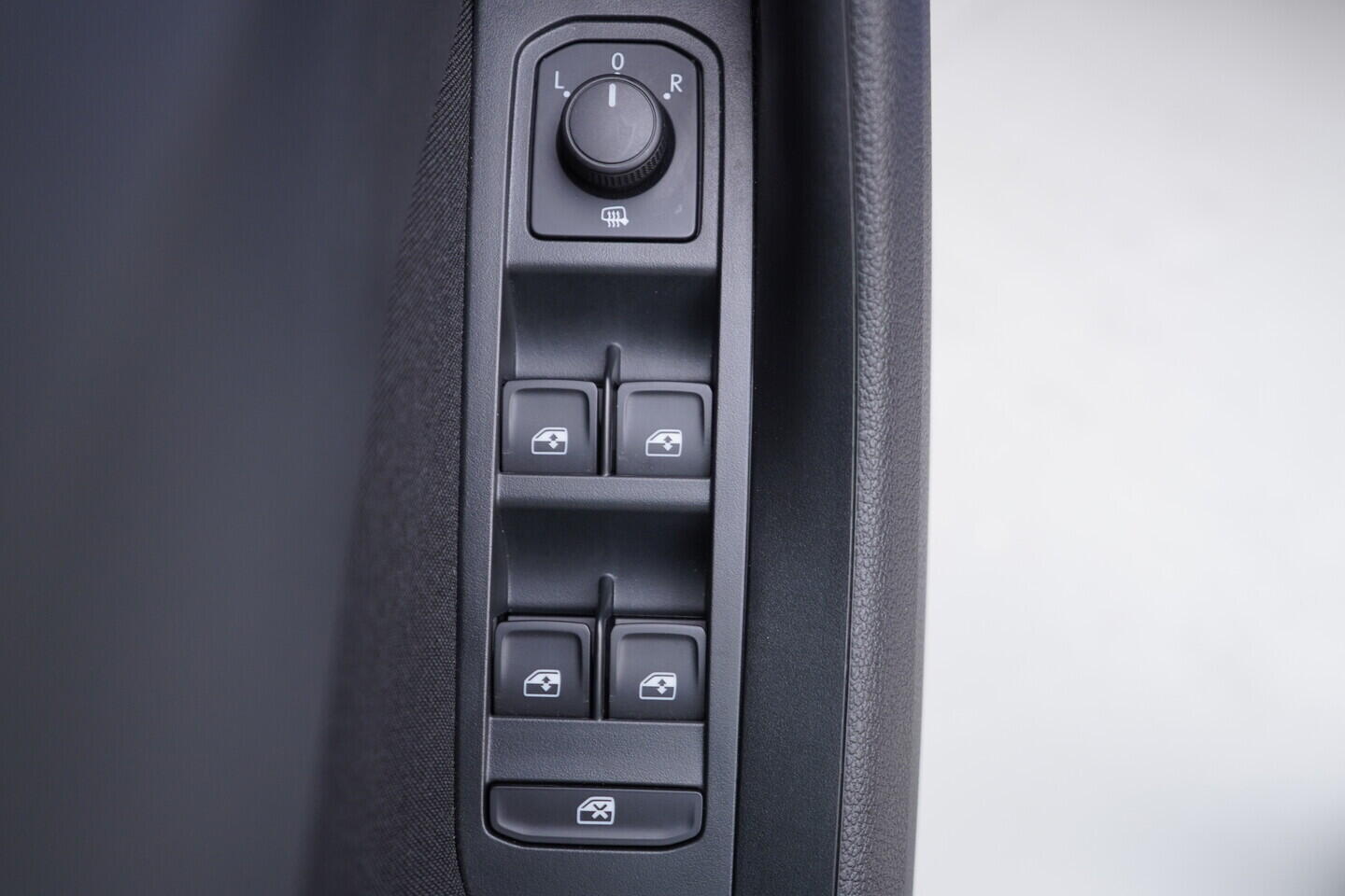 O119V07016_20.webp_SCALA Selection 1.0 TSI 85 kW manuál, DPH