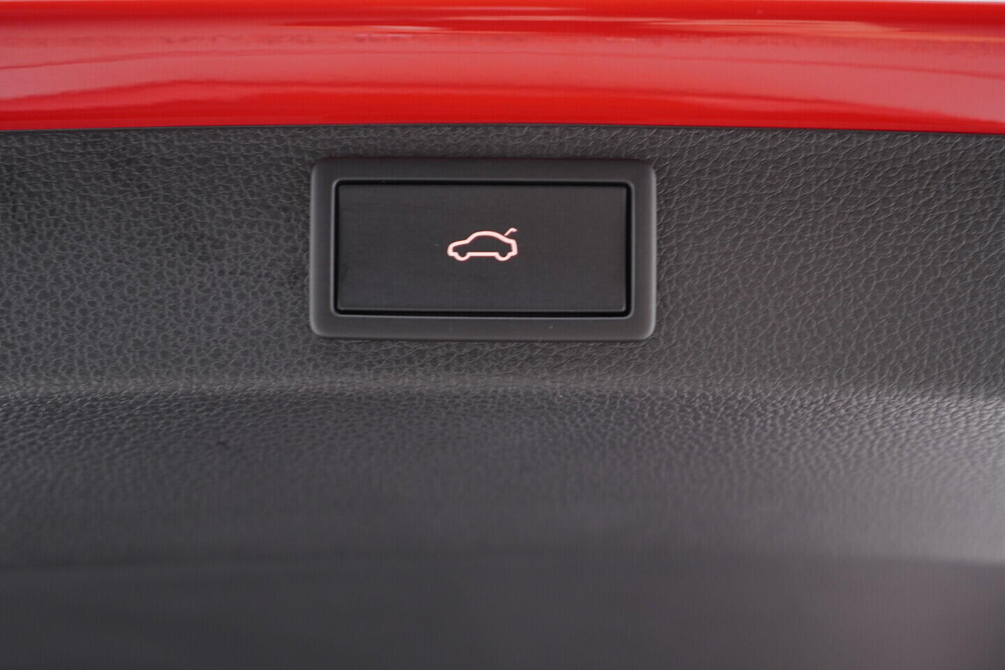 O119V07018_38.webp_KAROQ Selection 1.5 TSI 110 kW automat, DPH