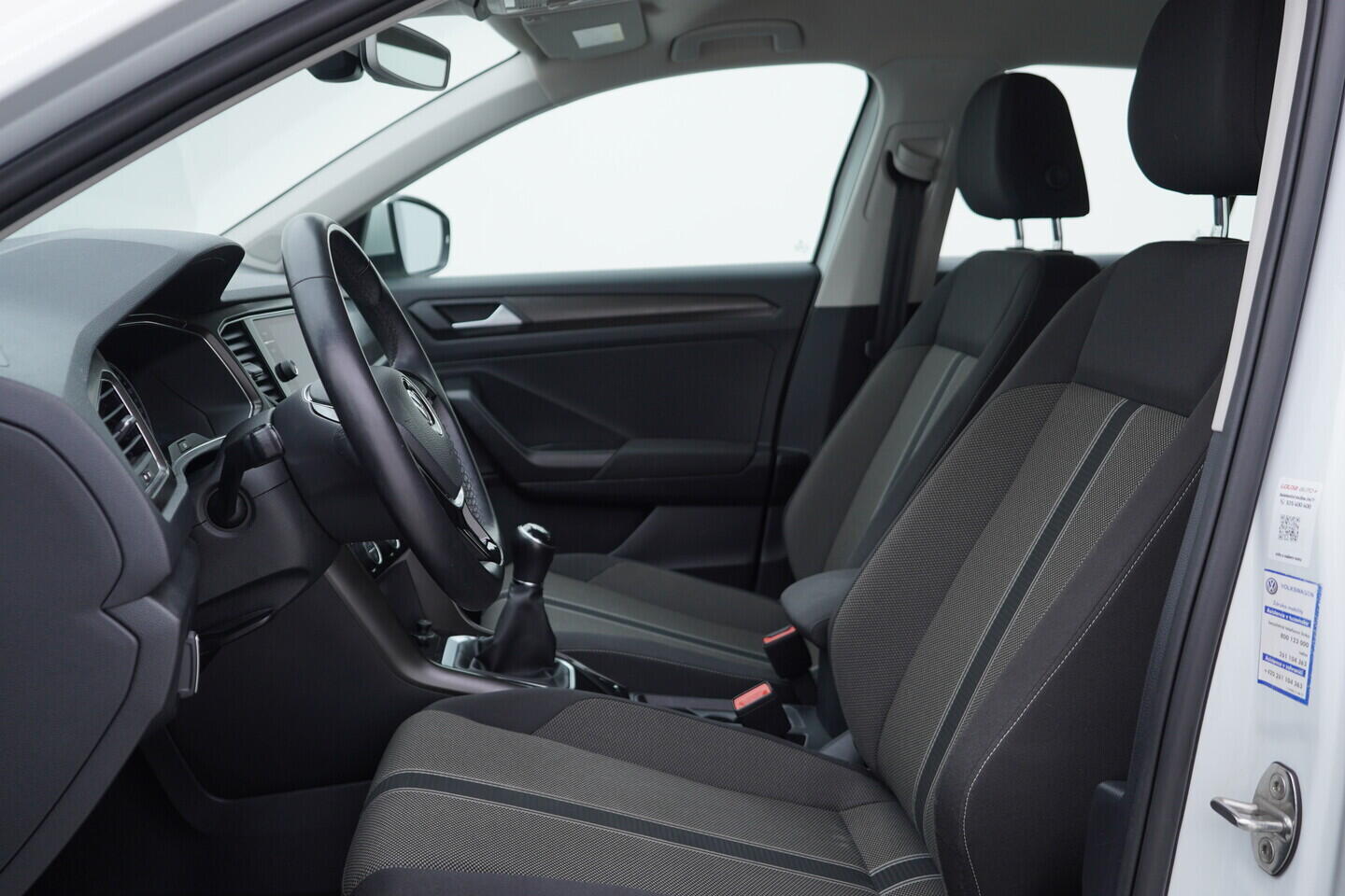 O119V07019_22.webp_T-ROC STYLE 1.5 TSI 110 kW manuál