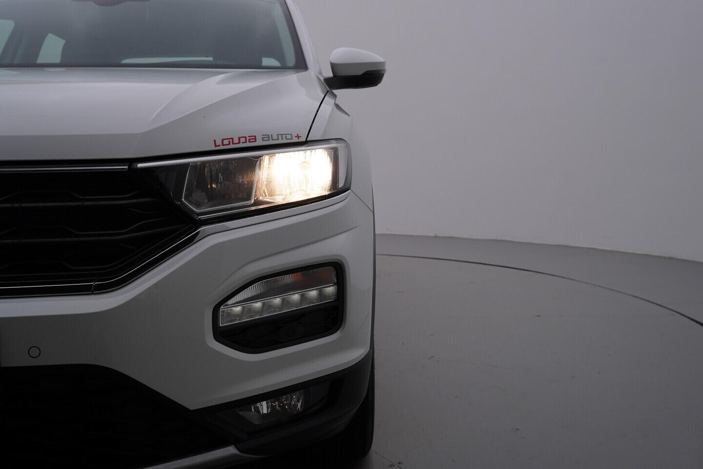 O119V07019_39.webp_T-ROC STYLE 1.5 TSI 110 kW manuál