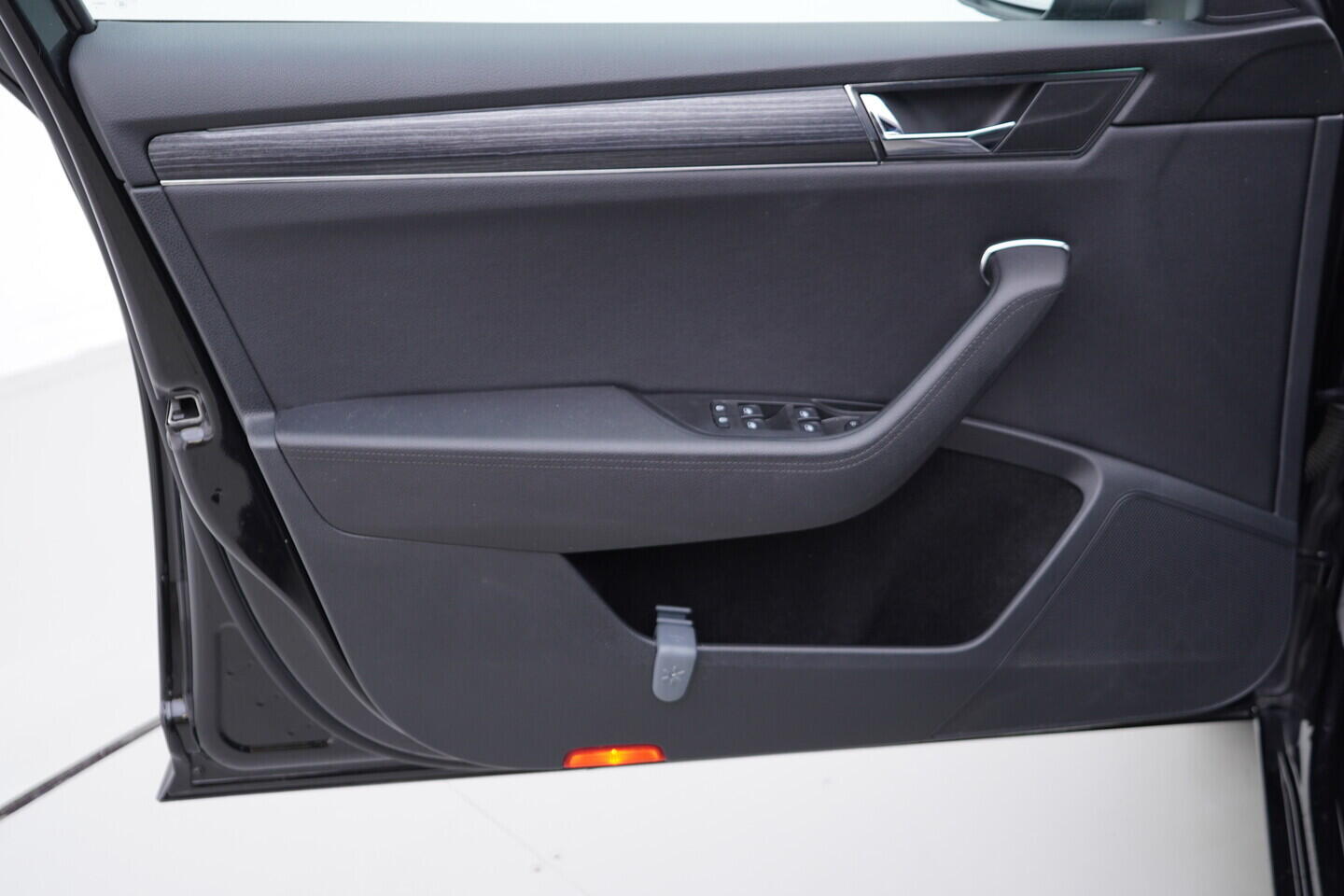 O119V07020_19.webp_SUPERB Style 1.5 TSI 110 kW automat