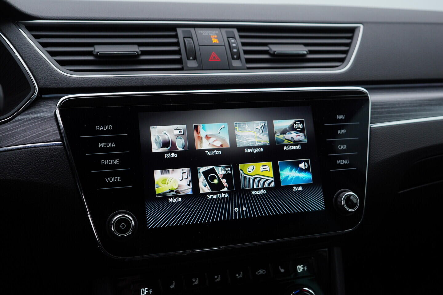 O119V07020_29.webp_SUPERB Style 1.5 TSI 110 kW automat