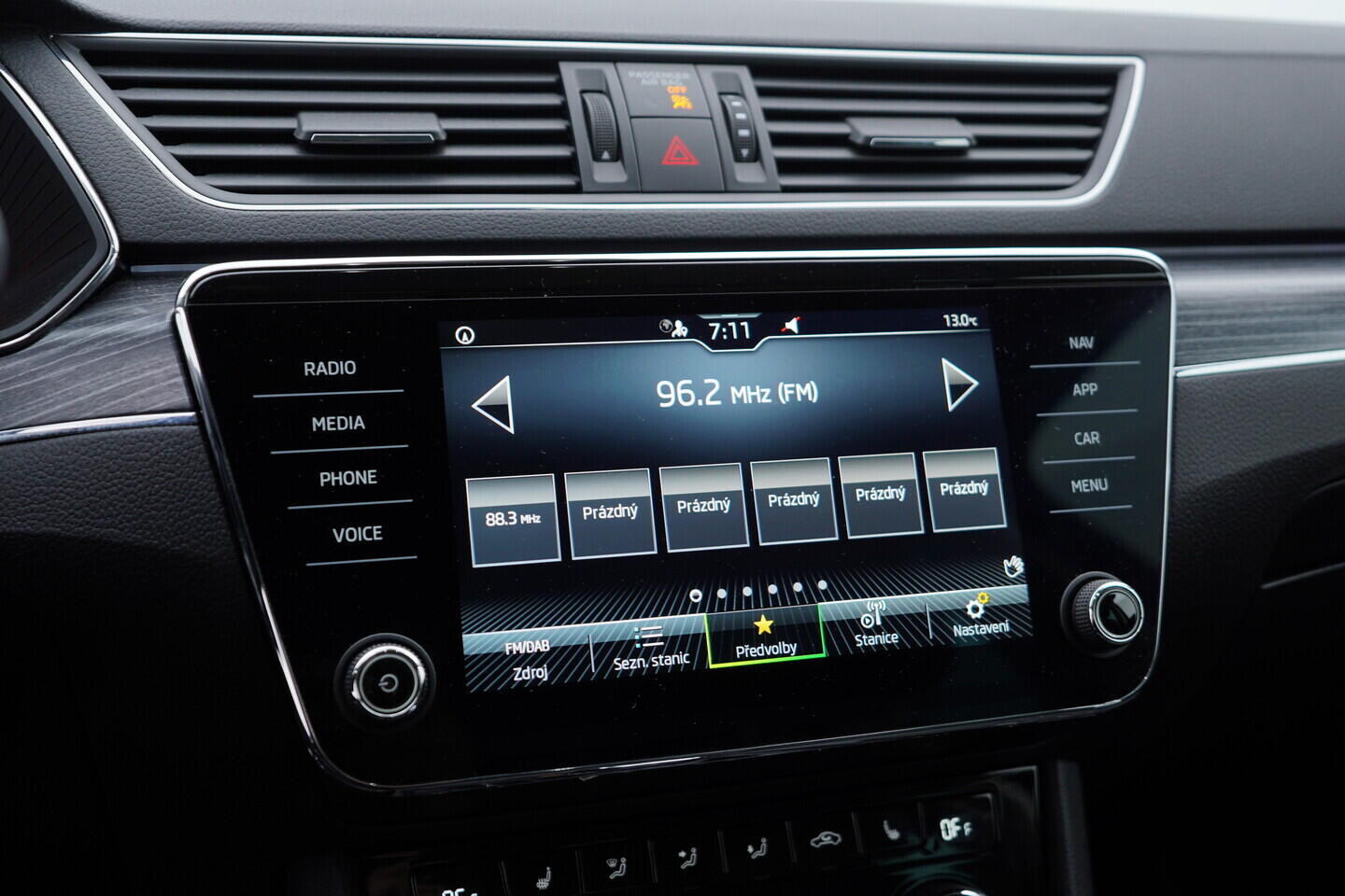 O119V07020_30.webp_SUPERB Style 1.5 TSI 110 kW automat