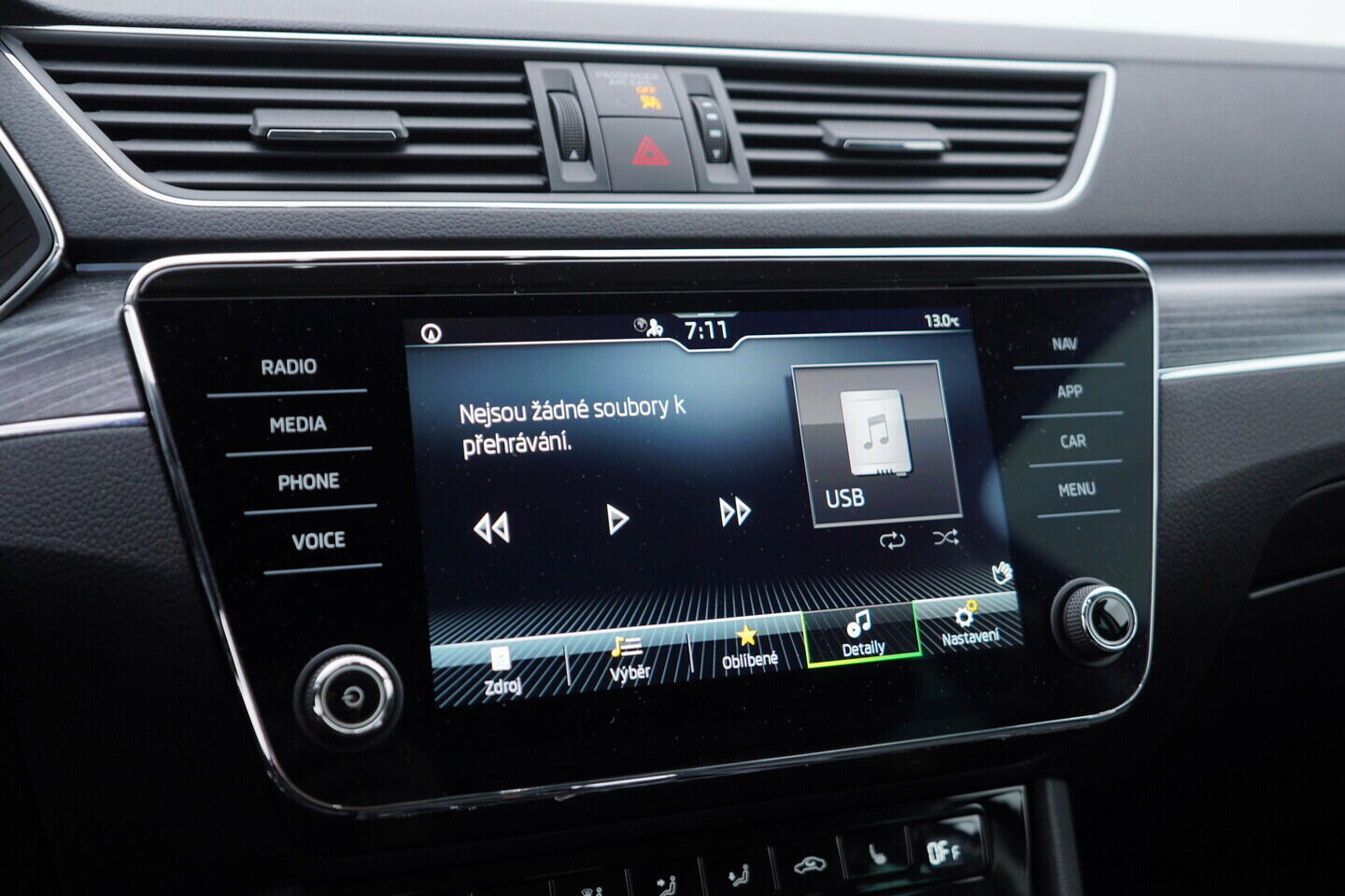 O119V07020_31.webp_SUPERB Style 1.5 TSI 110 kW automat