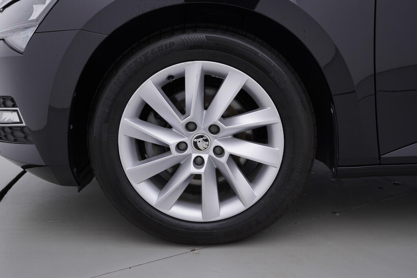 O119V07020_44.webp_SUPERB Style 1.5 TSI 110 kW automat