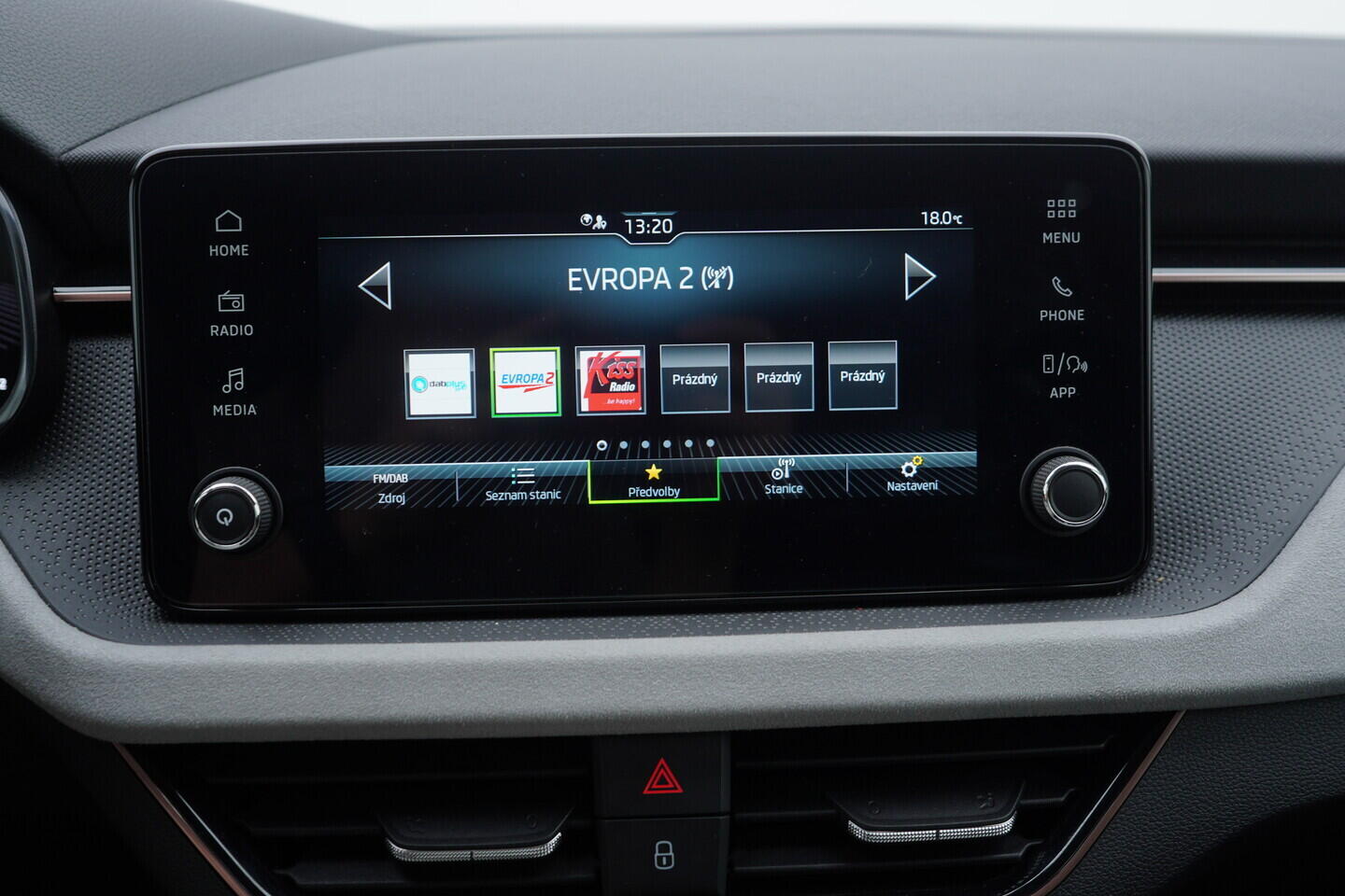 O119V07021_33.webp_SCALA Top Selection 1.0 TSI 85 kW manuál, DPH