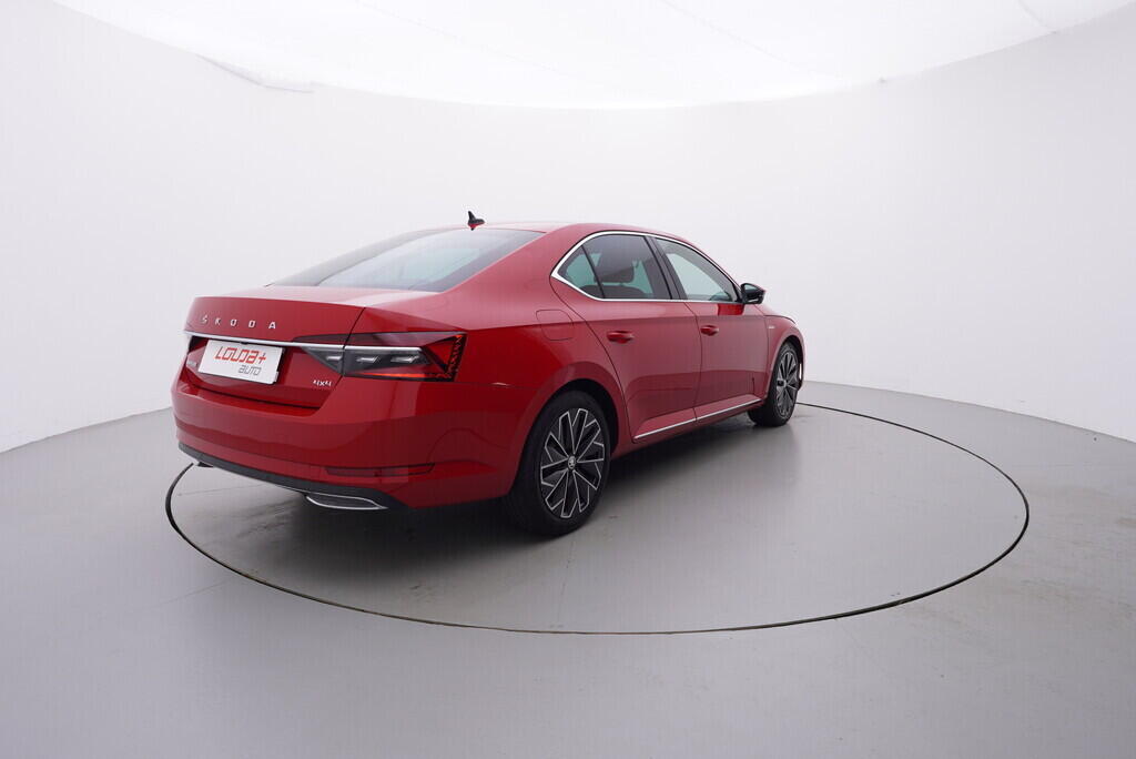 O119V07023_14.webp_SUPERB L&K 2.0 TDI 147 kW automat, DPH