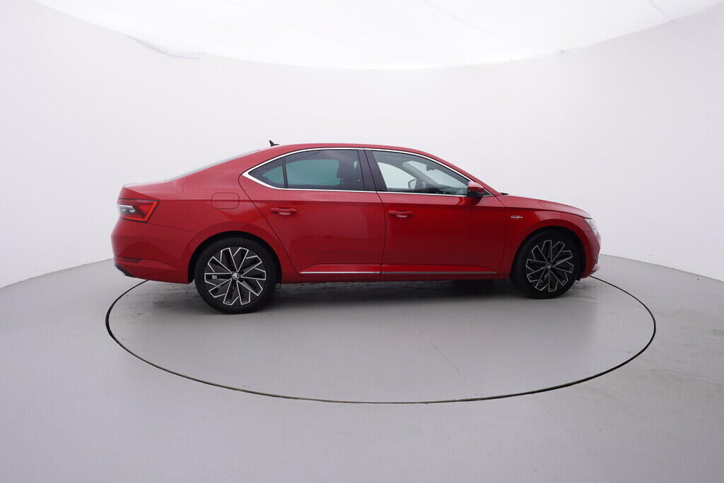 O119V07023_15.webp_SUPERB L&K 2.0 TDI 147 kW automat, DPH