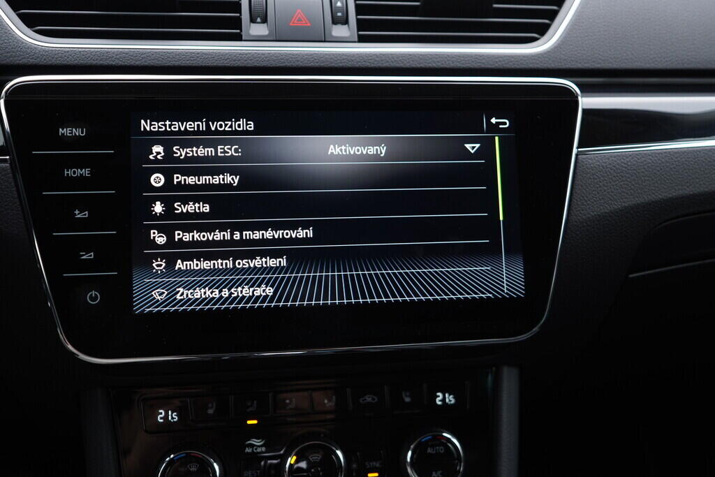 O119V07023_37.webp_SUPERB L&K 2.0 TDI 147 kW automat, DPH