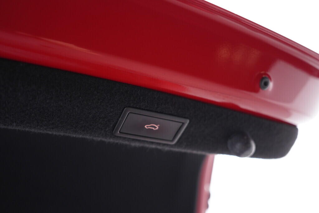 O119V07023_49.webp_SUPERB L&K 2.0 TDI 147 kW automat, DPH