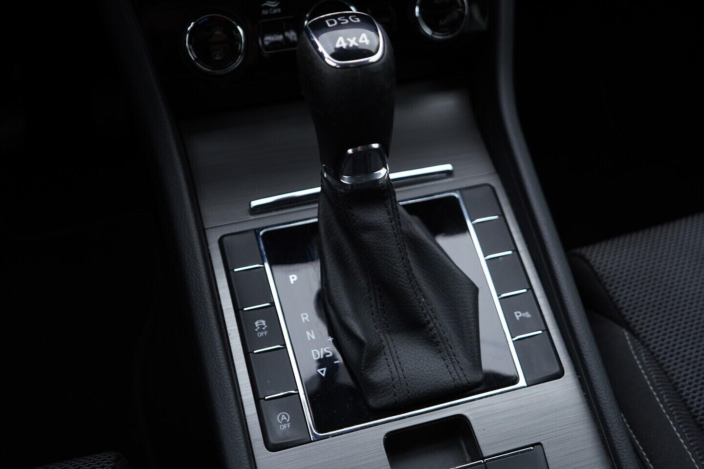 O119V07025_35.webp_SUPERB Style 2.0 TDI 147 kW automat, DPH