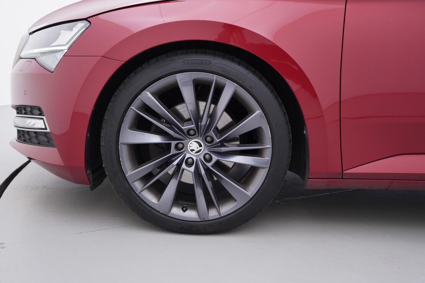 O119V07025_42.webp_SUPERB Style 2.0 TDI 147 kW automat, DPH