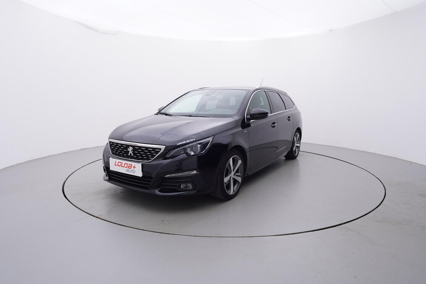 O119V07027_10.webp_308 GT Line  1.5 HDI 96 kW manuál