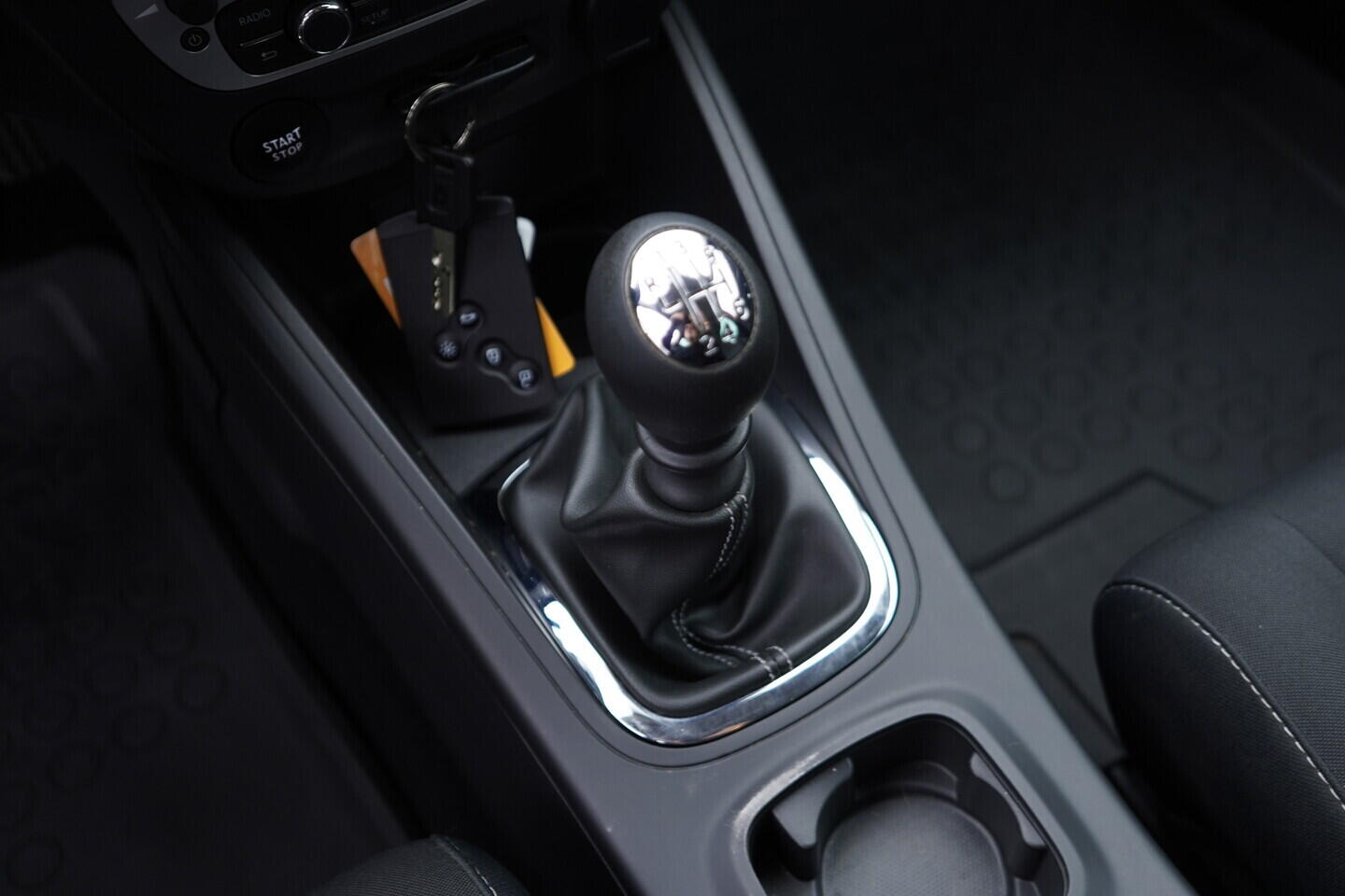 O119V07031_31.webp_MÉGANE Limited 1.5 DCI 81 kW manuál