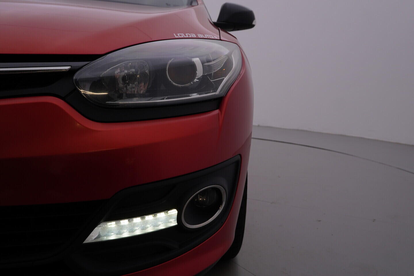 O119V07031_38.webp_MÉGANE Limited 1.5 DCI 81 kW manuál