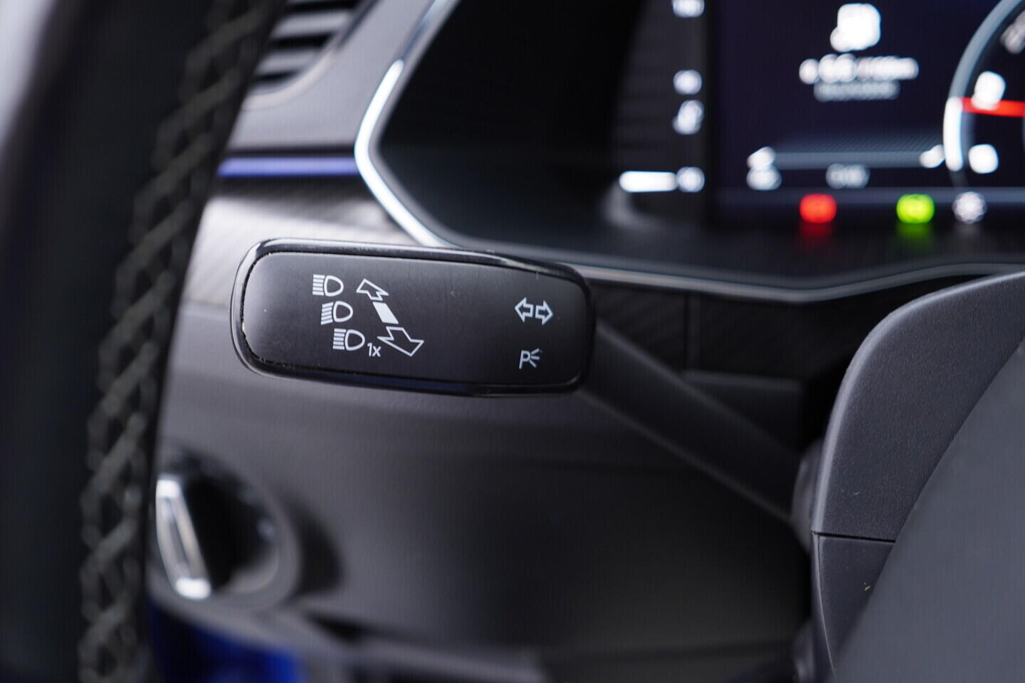 O119V07032_25.webp_SUPERB SportLine 2.0 TSI 140 kW automat, DPH