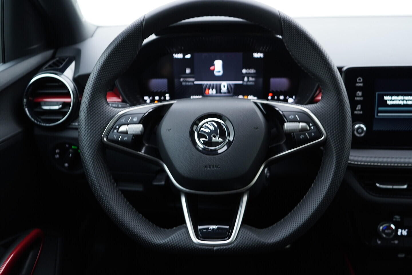 O119V07033_26.webp_FABIA Monte Carlo 1.0 TSI 85 kW manuál, DPH