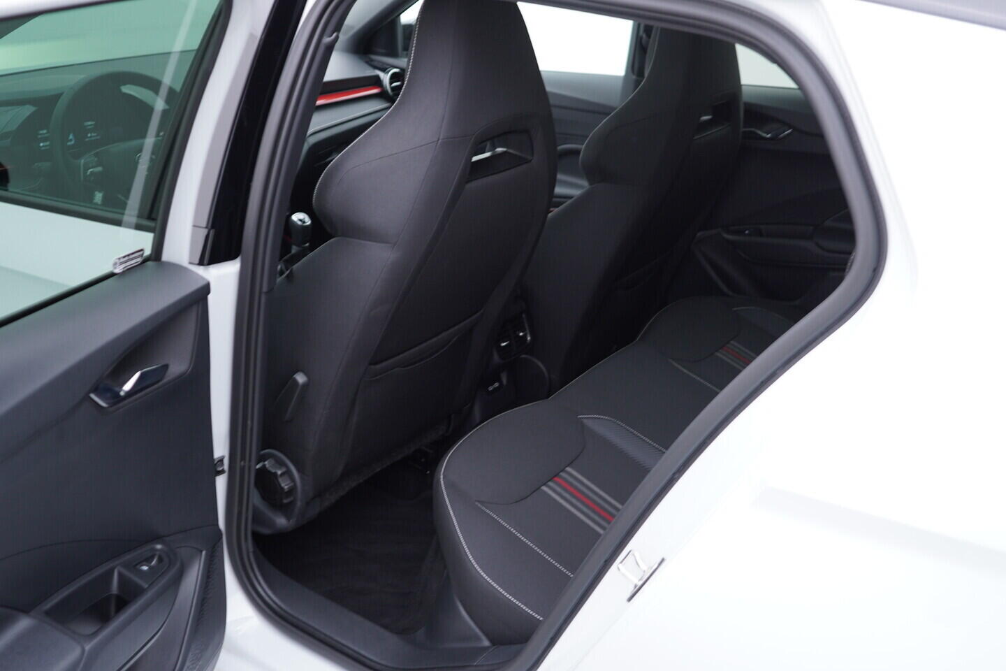 O119V07033_33.webp_FABIA Monte Carlo 1.0 TSI 85 kW manuál, DPH