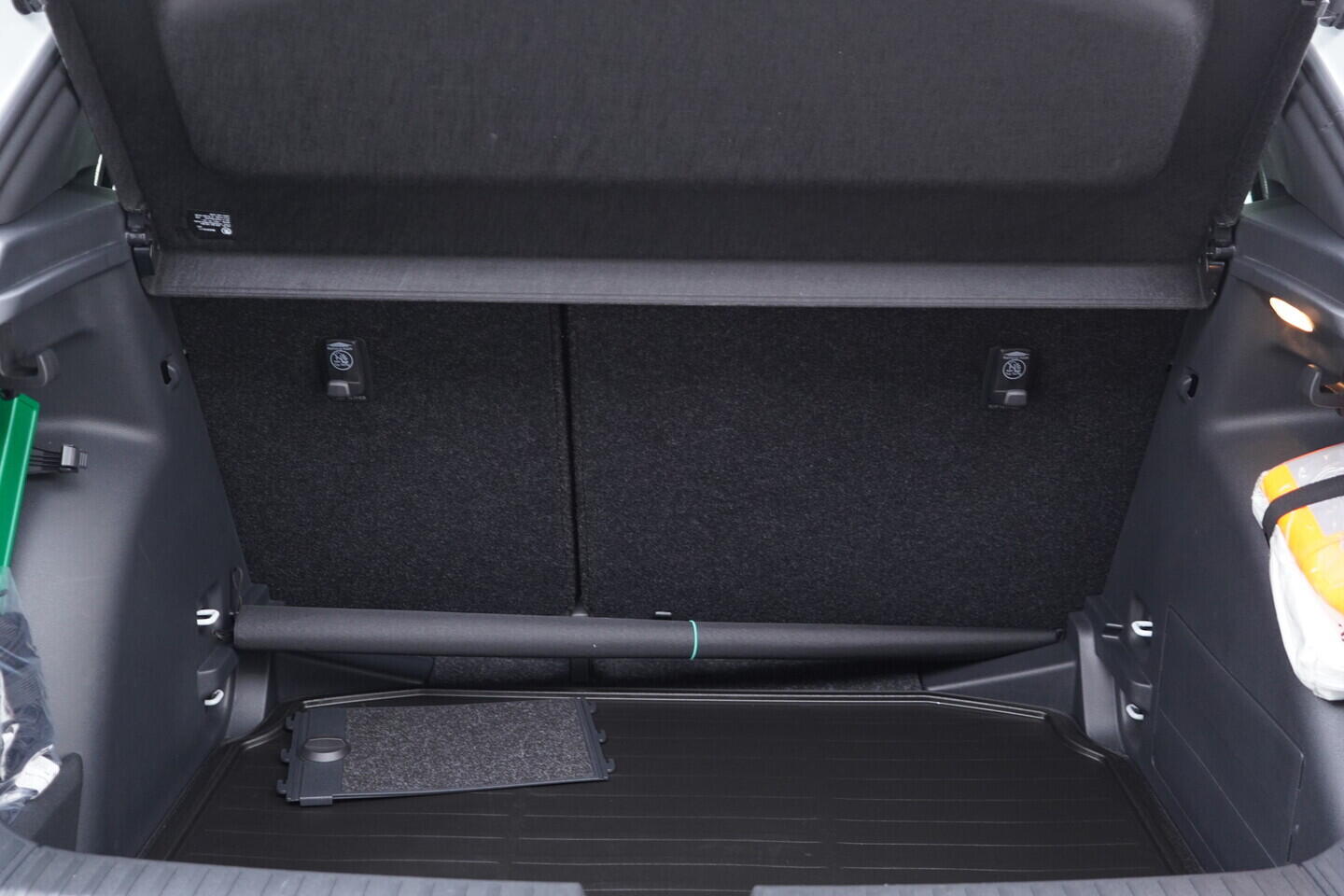 O119V07033_36.webp_FABIA Monte Carlo 1.0 TSI 85 kW manuál, DPH