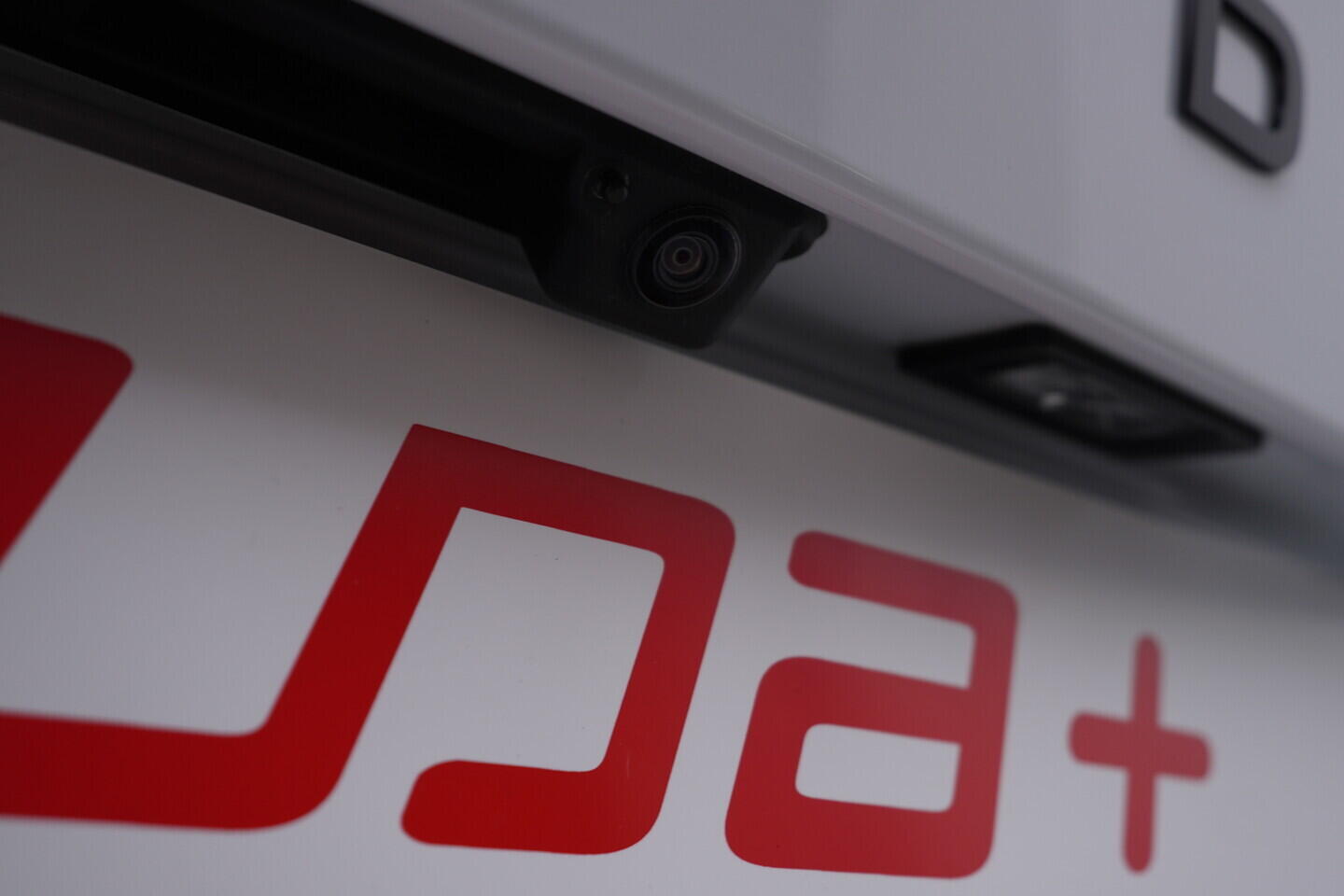 O119V07033_40.webp_FABIA Monte Carlo 1.0 TSI 85 kW manuál, DPH