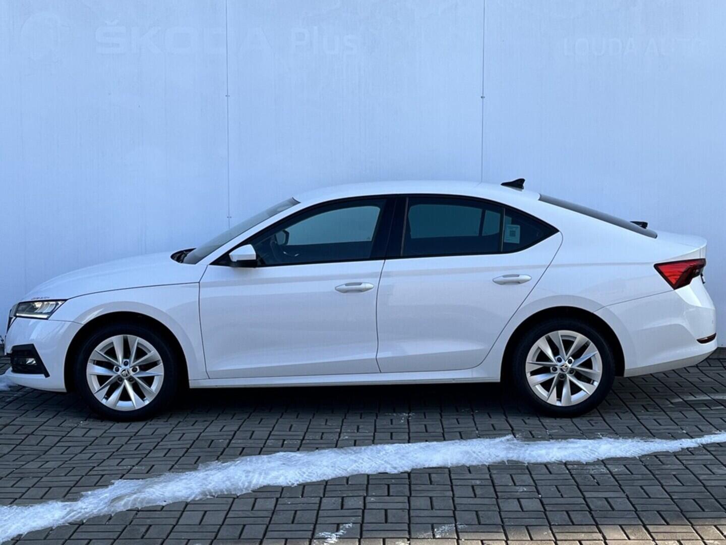 O119V07035_12.webp_OCTAVIA Ambition 2.0 TDI 85 kW manuál, DPH