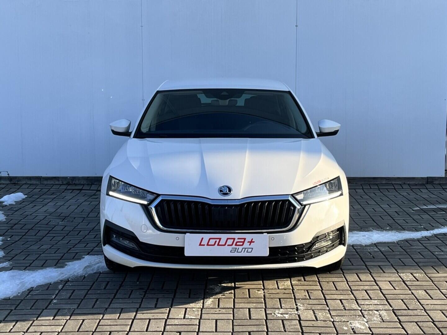 O119V07035_13.webp_OCTAVIA Ambition 2.0 TDI 85 kW manuál, DPH