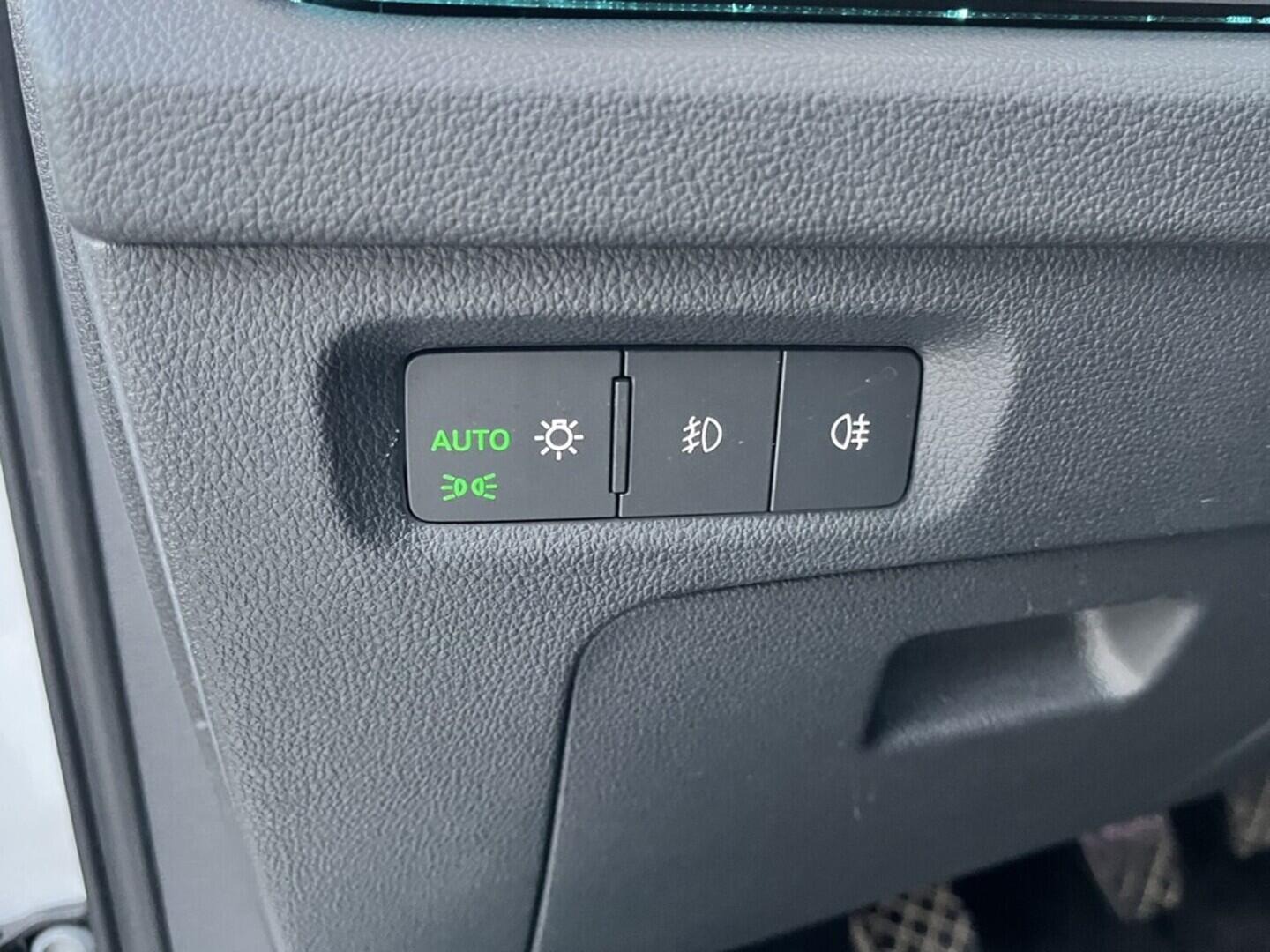 O119V07035_22.webp_OCTAVIA Ambition 2.0 TDI 85 kW manuál, DPH