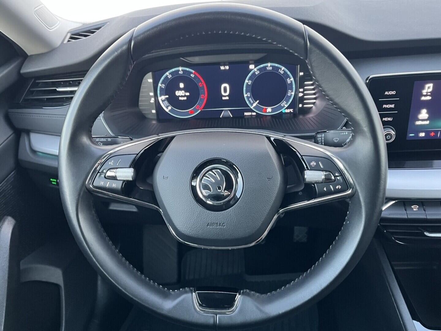 O119V07035_23.webp_OCTAVIA Ambition 2.0 TDI 85 kW manuál, DPH