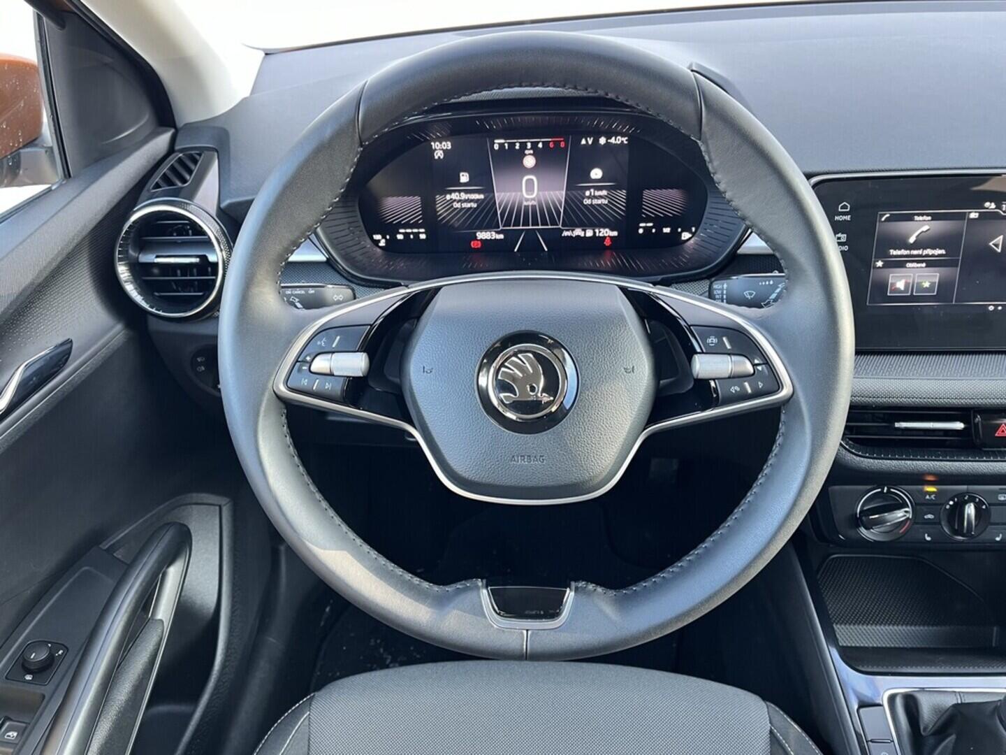 O119V07037_23.webp_FABIA Selection 1.0 MPI 59 kW manuál