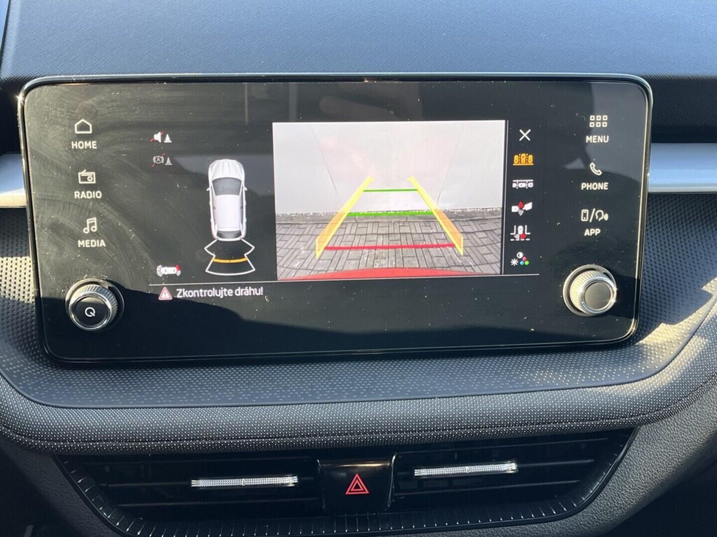 O119V07037_28.webp_FABIA Selection 1.0 MPI 59 kW manuál