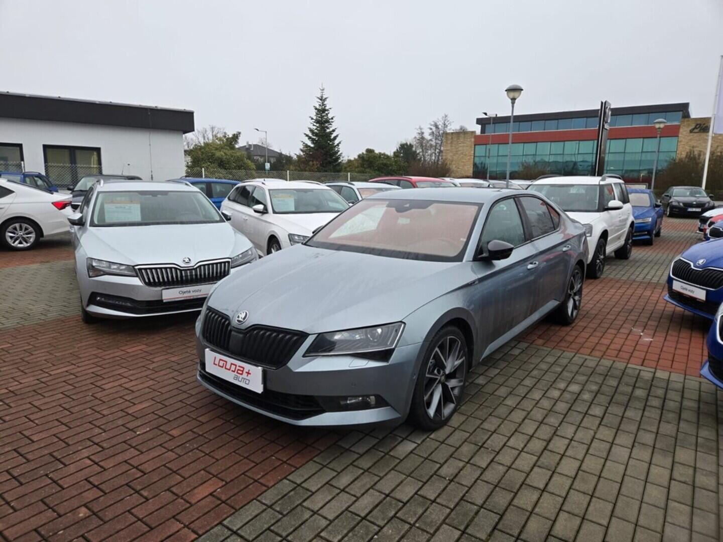 O119V07039_10.webp_SUPERB SportLine 2.0 TSI 206 kW automat