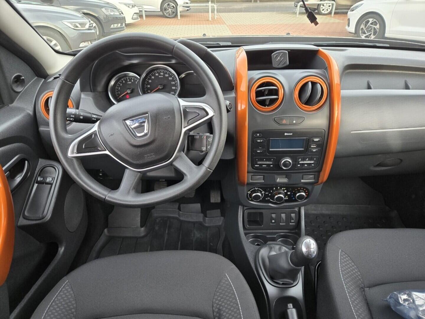 O119V07049_13.webp_DUSTER  1.6  84 kW manuál