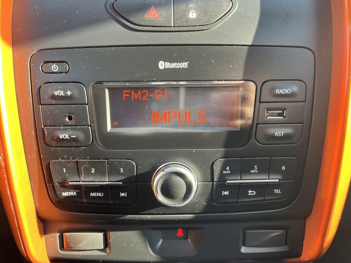 O119V07049_24.webp_DUSTER  1.6 SCe 84 kW manuál