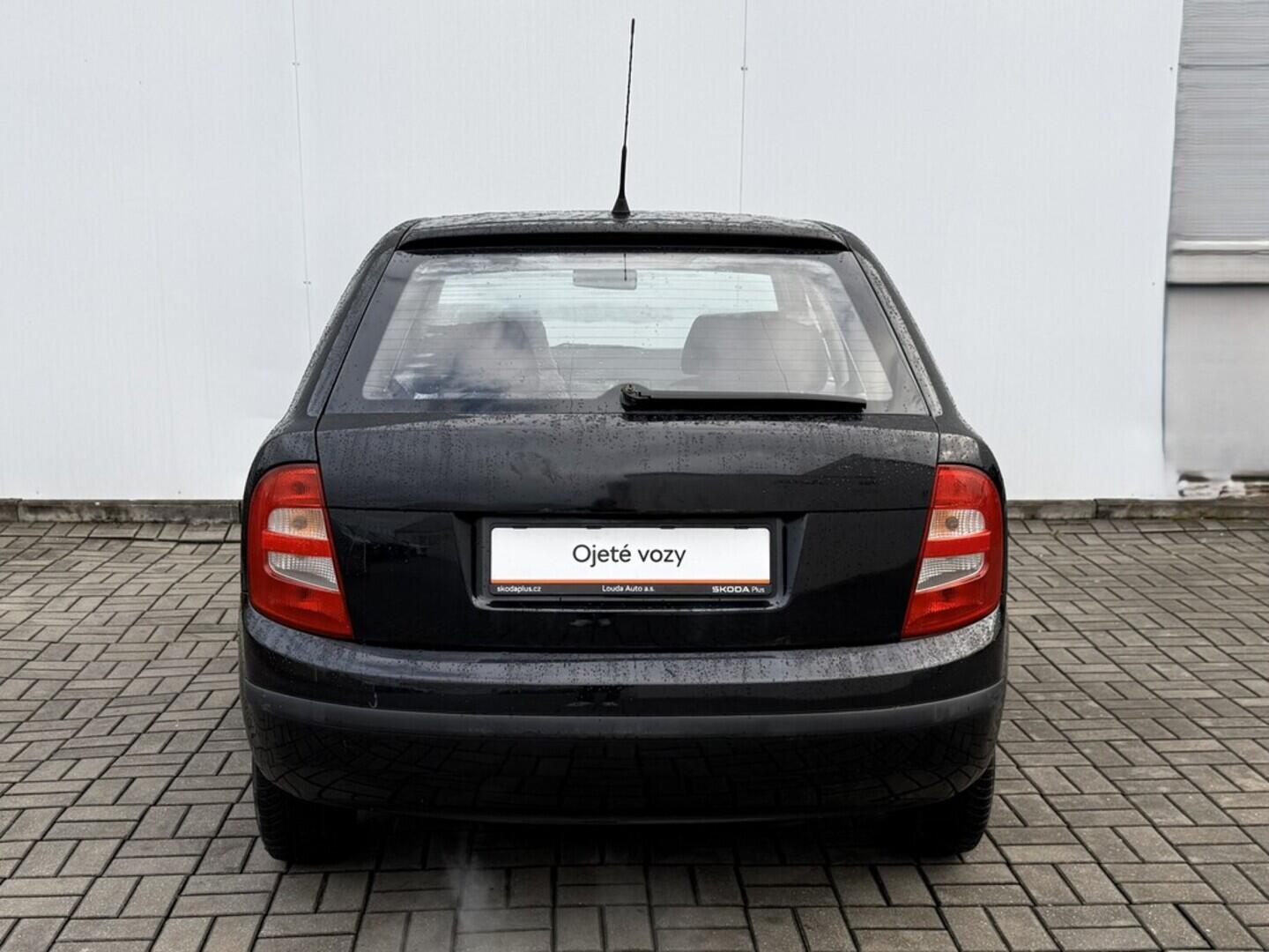 O119V07051_17.webp_FABIA Classic 1.4 HTP 50 kW manuál