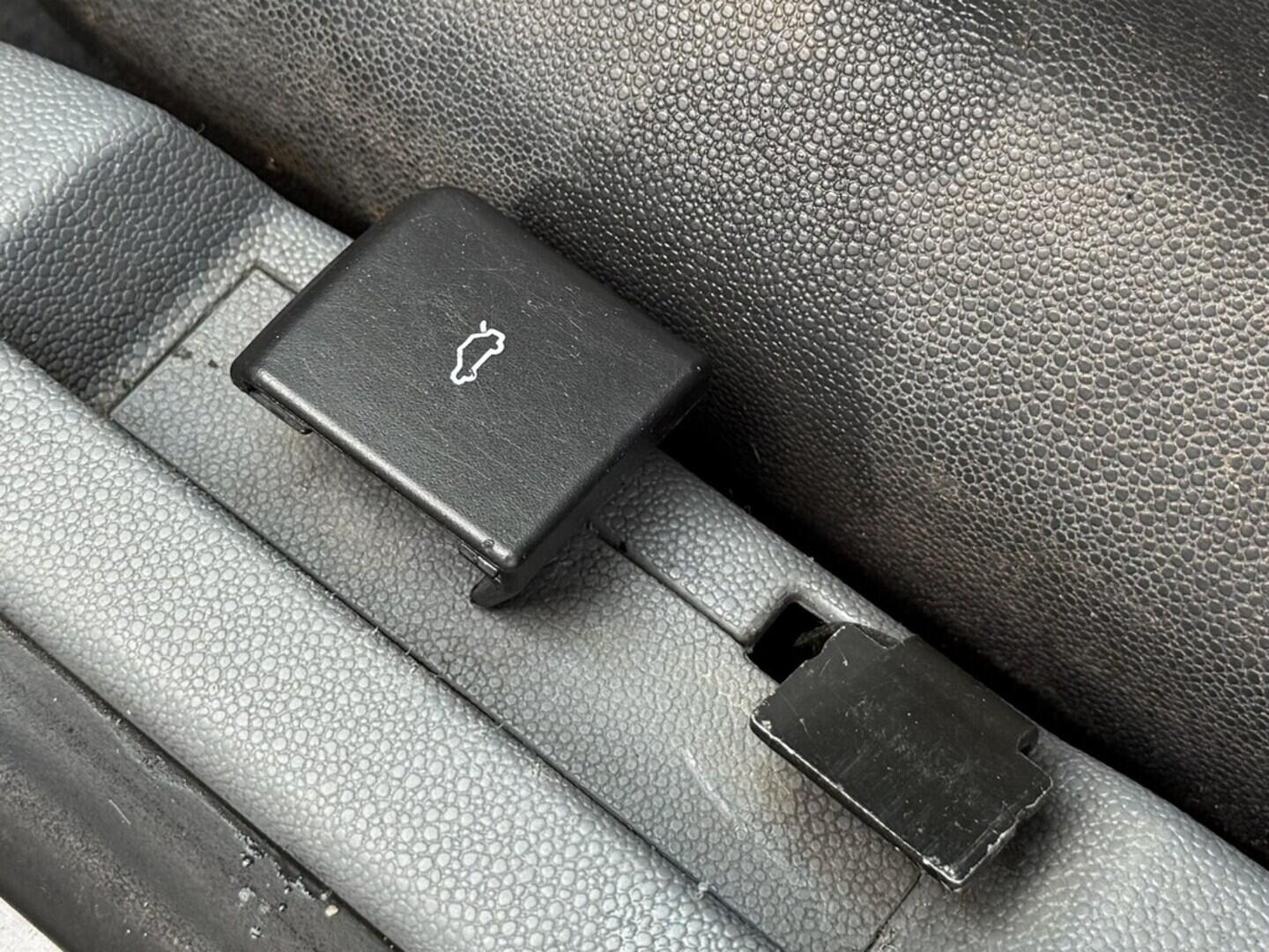 O119V07051_30.webp_FABIA Classic 1.4 HTP 50 kW manuál