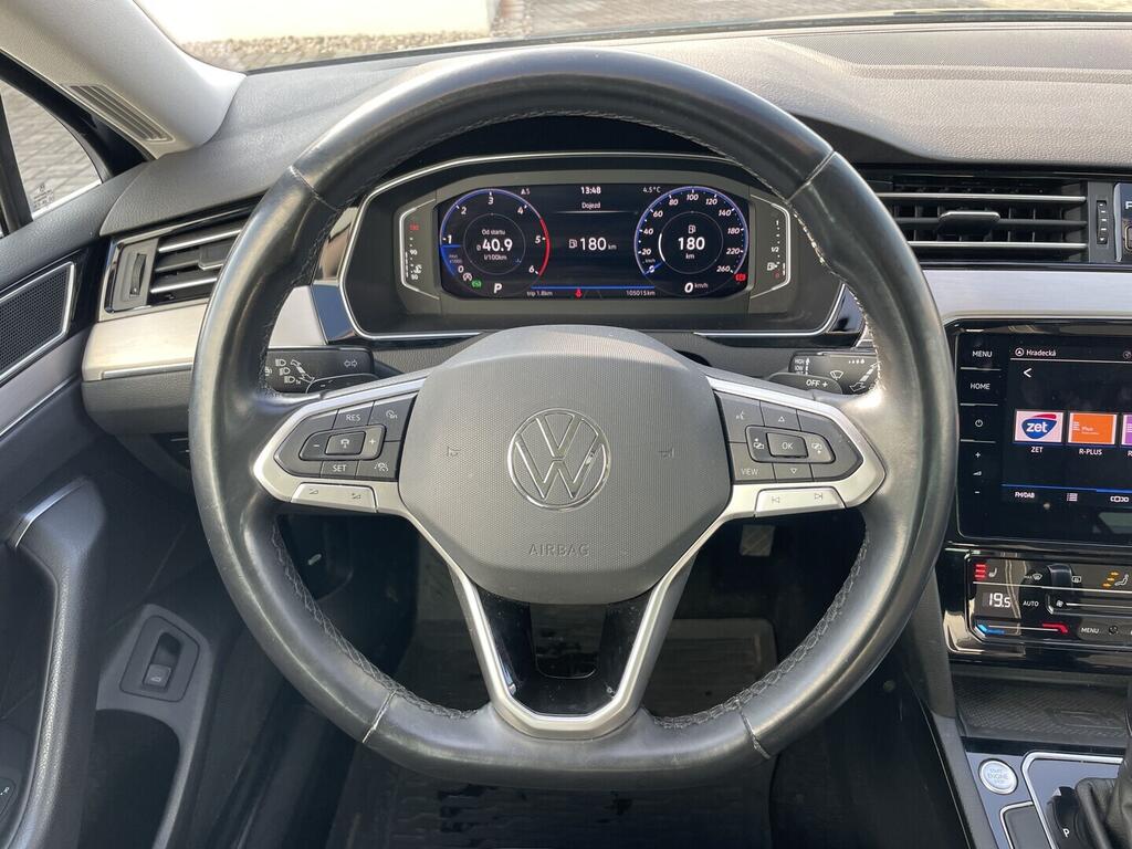 O119V07055_42.webp_PASSAT Elegance 2.0 TDI 110 kW automat, DPH