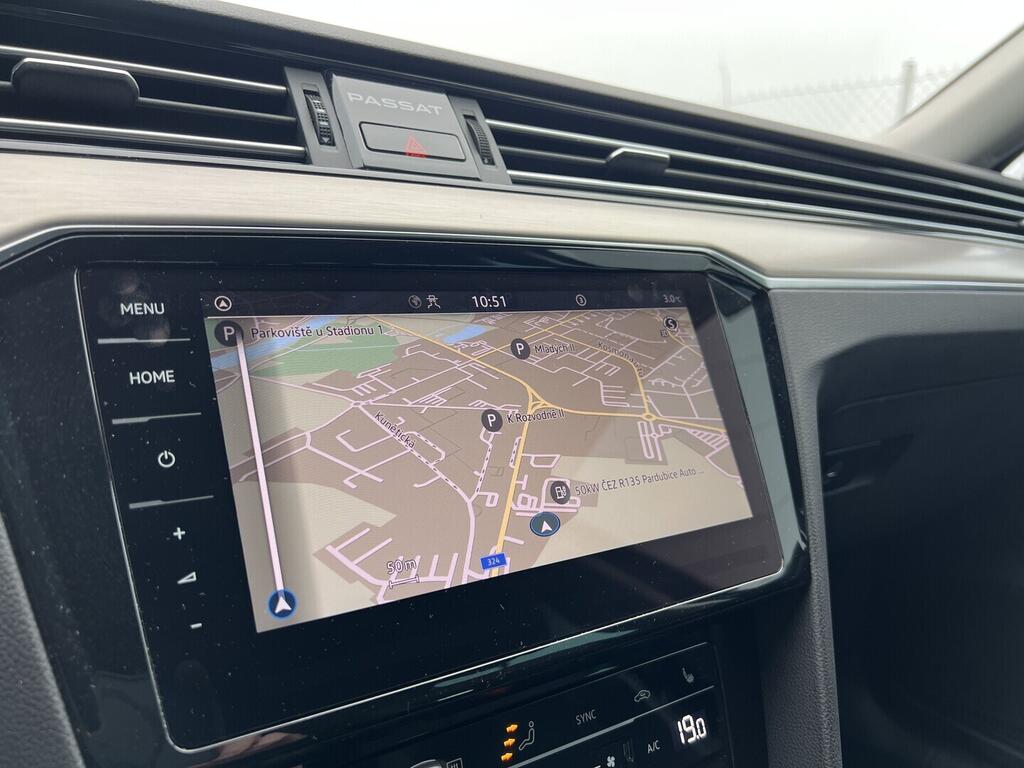 O119V07055_47.webp_PASSAT Elegance 2.0 TDI 110 kW automat, DPH