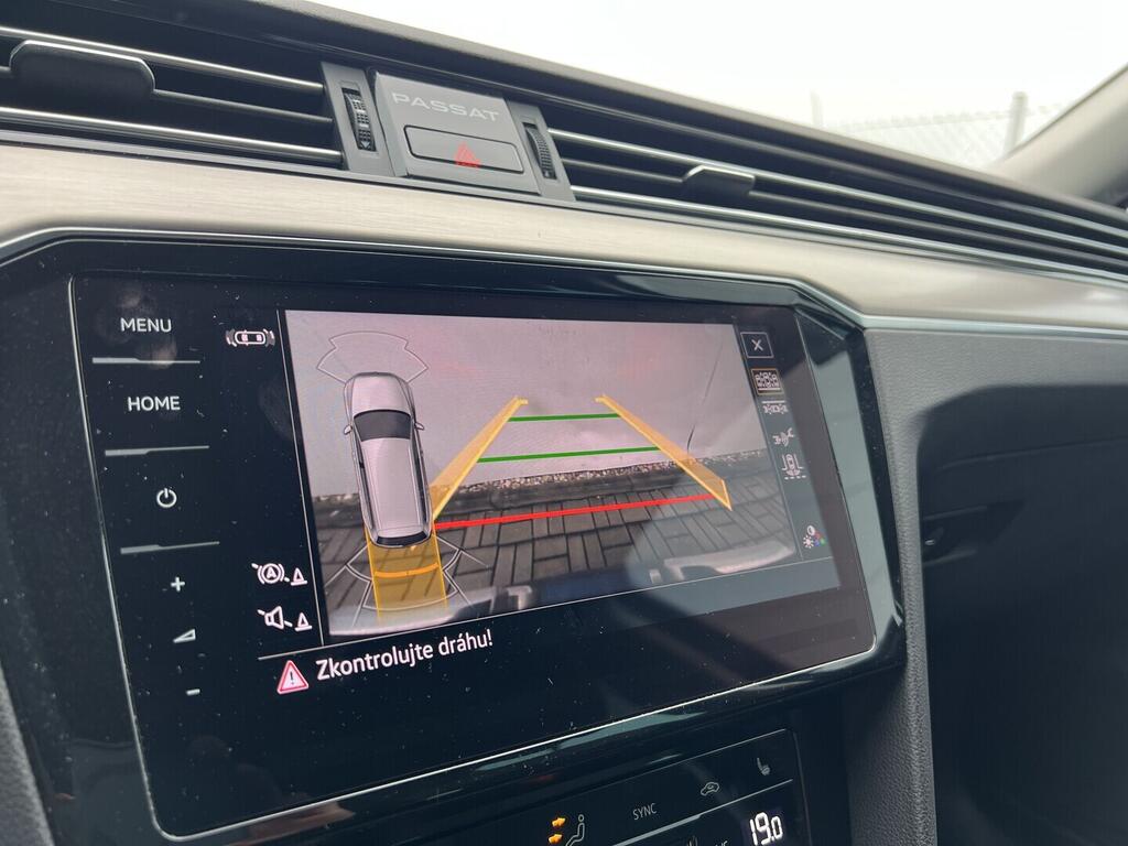 O119V07055_50.webp_PASSAT Elegance 2.0 TDI 110 kW automat, DPH