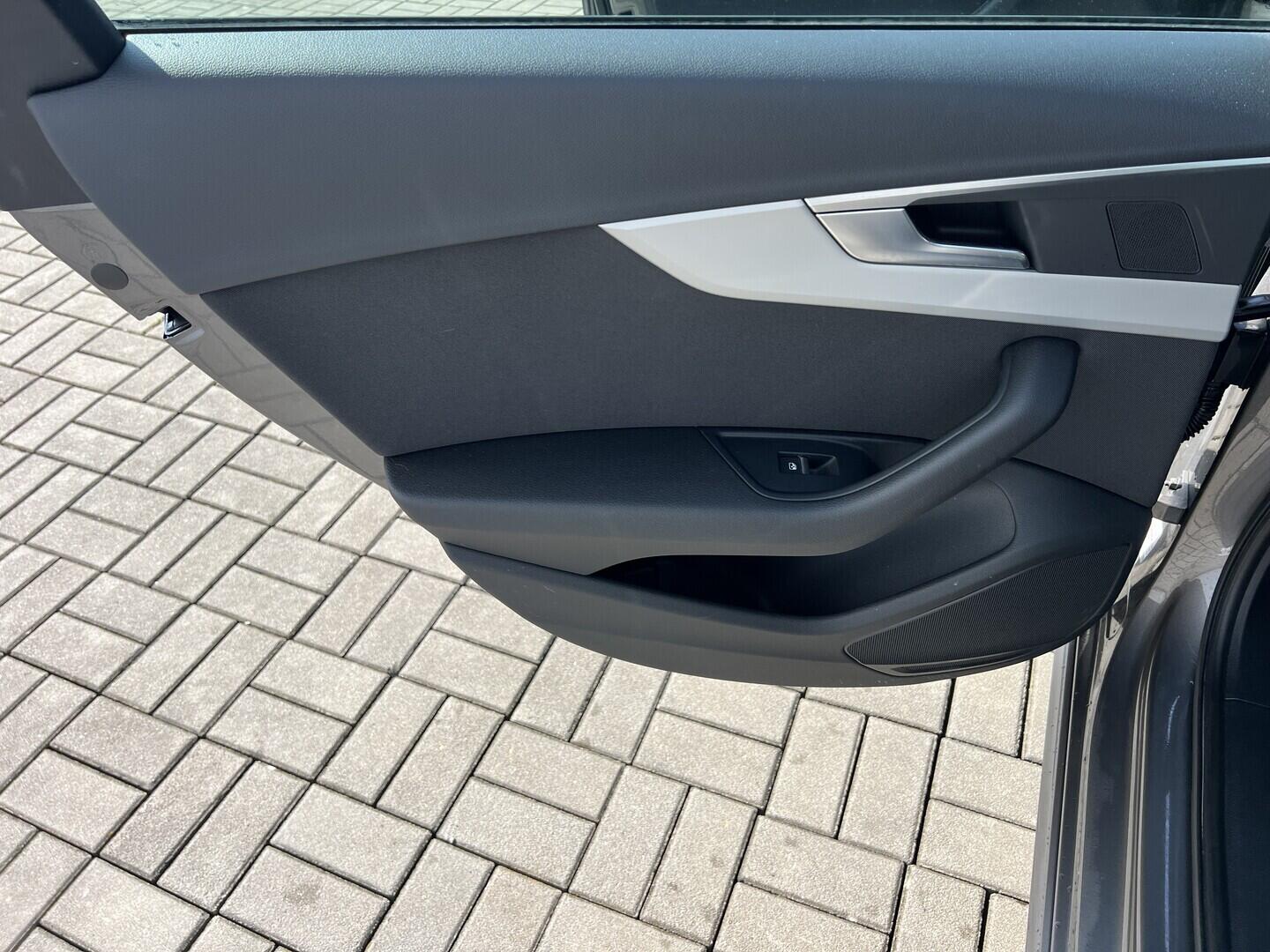 O119V07058_35.webp_A4  2.0 TFSI 110 kW automat, DPH