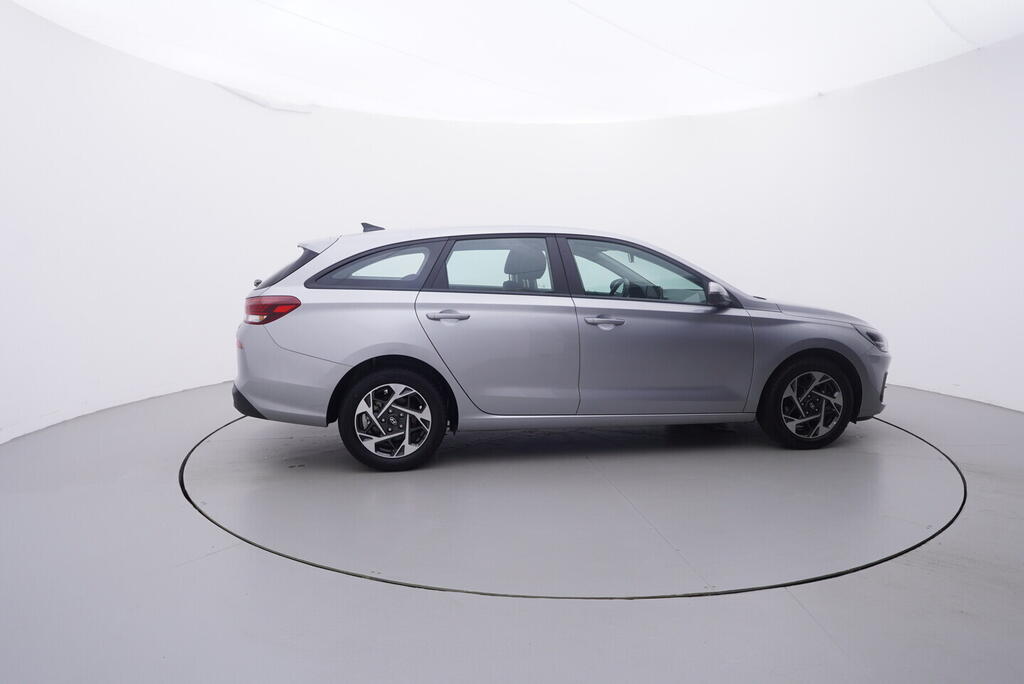 O119V07060_15.webp_I30 Start 1.0 T-GDi 74 kW manuál, DPH