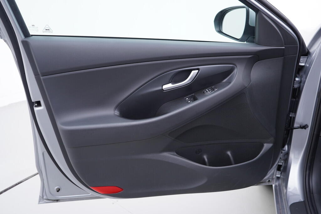 O119V07060_19.webp_I30 Start 1.0 T-GDi 74 kW manuál, DPH