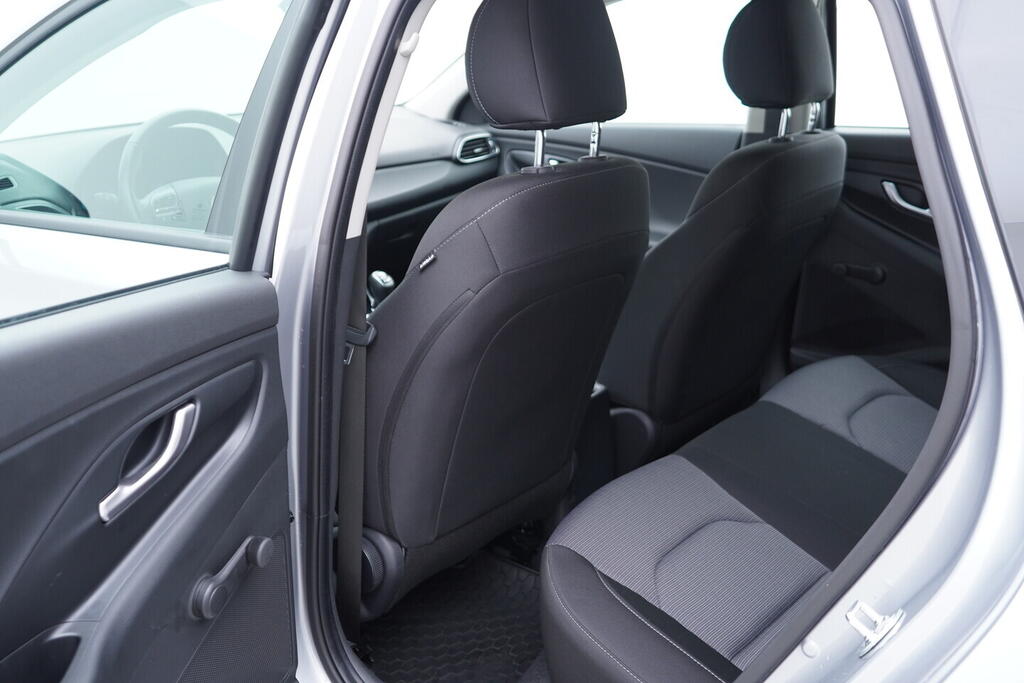 O119V07060_33.webp_I30 Start 1.0 T-GDi 74 kW manuál, DPH